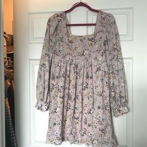 Baby doll lavender dress with long sleeves